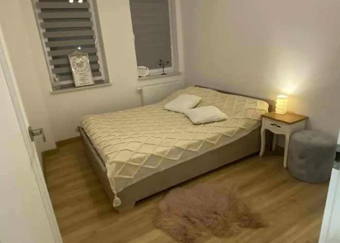 Wiktoria, 3 Sypialnie Apartament *